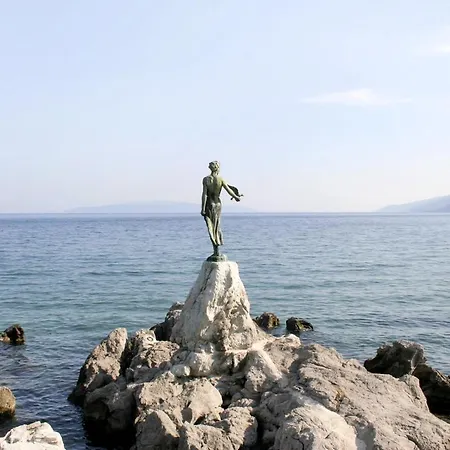 With A Parking Space - 7831 Apartmán Opatija